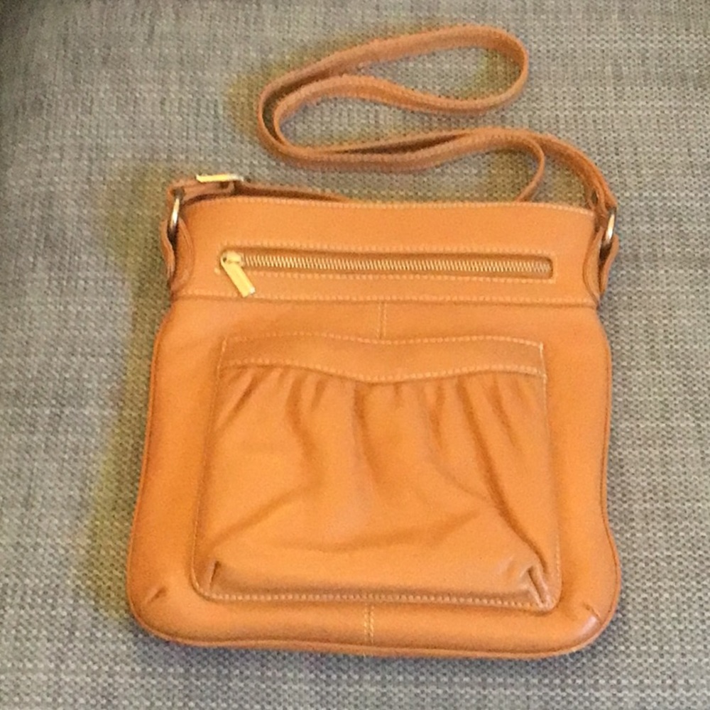 - Biacci beautiful Camel colored leather handbag